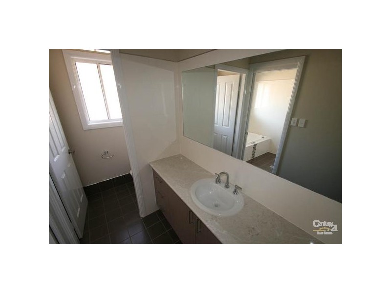 7 PIPPIN WAY, Orange NSW 2800