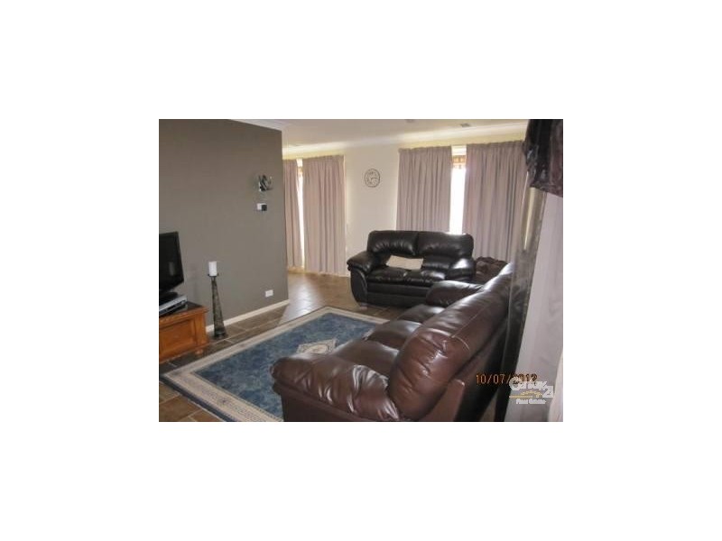 27 Rawle Avenue, Orange NSW 2800