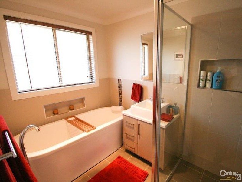 75 DIAMOND DRIVE, Orange NSW 2800