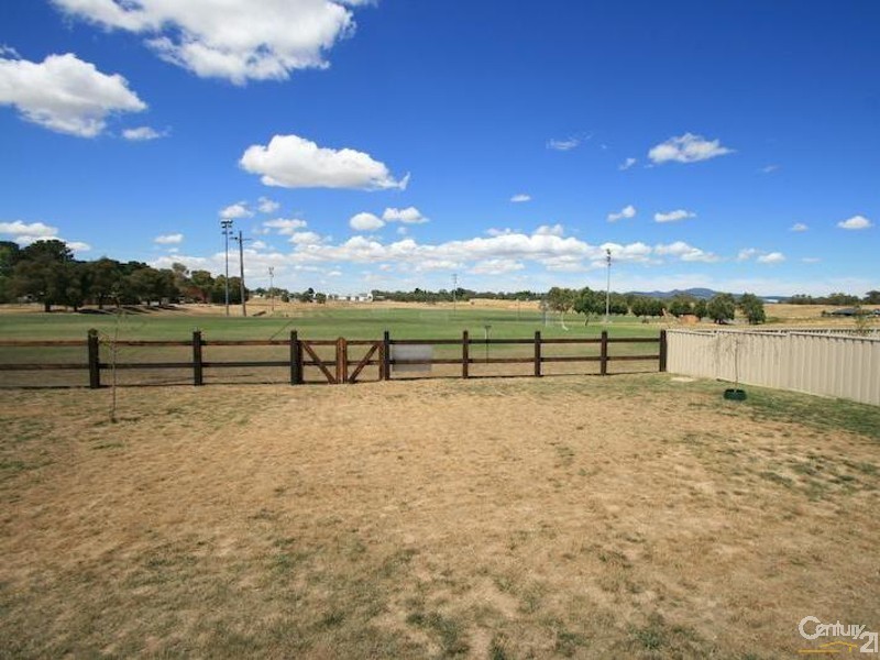 75 DIAMOND DRIVE, Orange NSW 2800