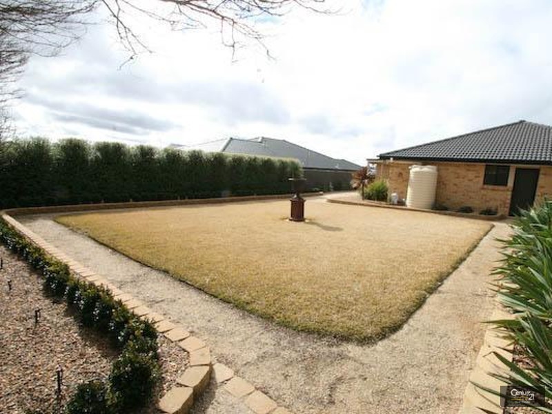 11 CATANIA STREET, Orange NSW 2800