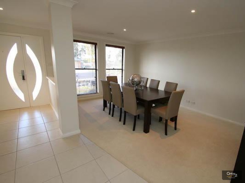 11 CATANIA STREET, Orange NSW 2800