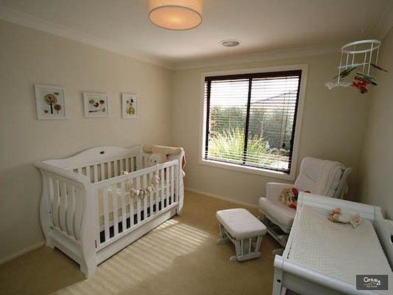 11 CATANIA STREET, Orange NSW 2800