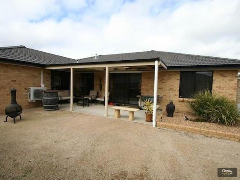 11 CATANIA STREET, Orange NSW 2800