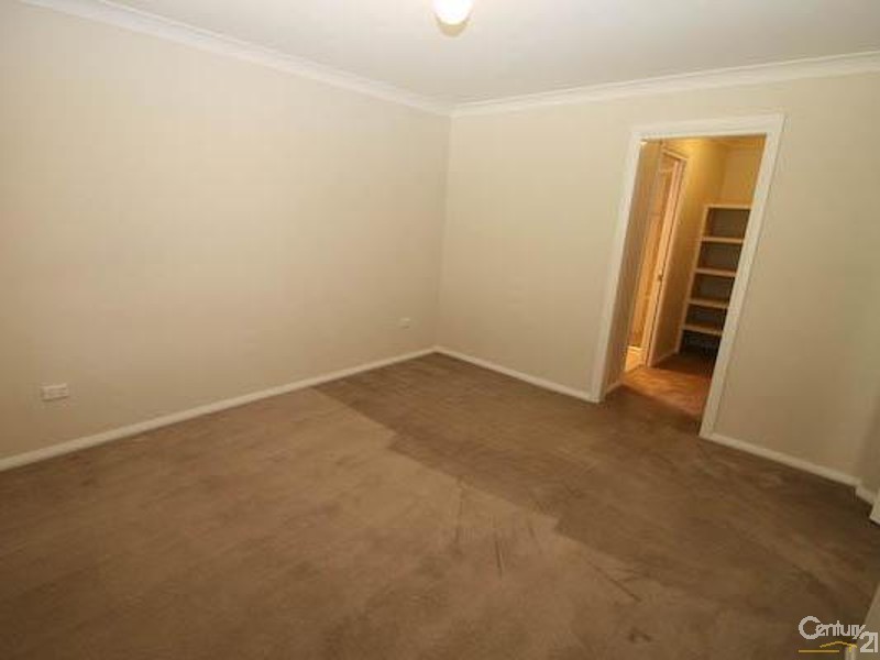 Spring Hill NSW 2800