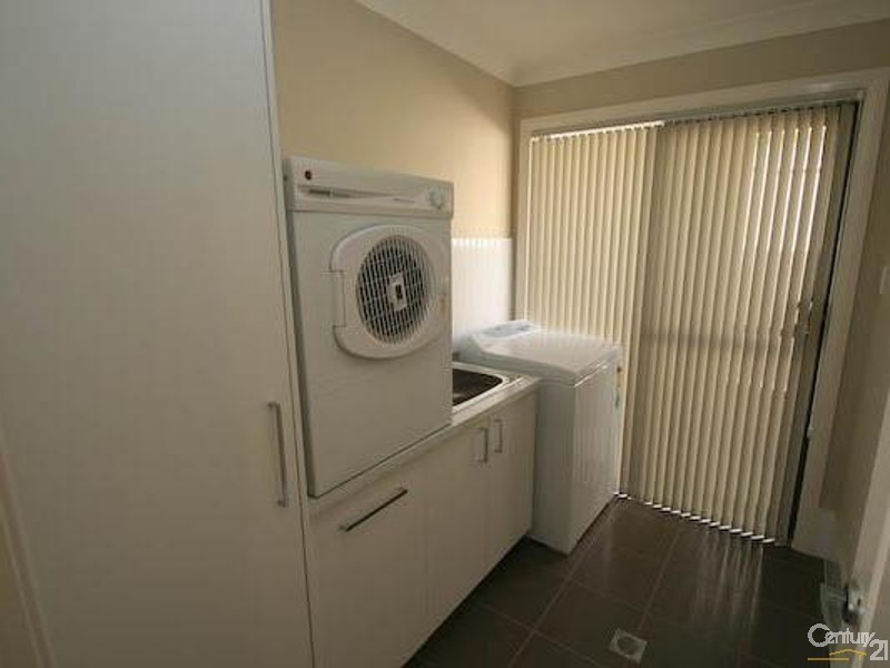 33 CATANIA STREET, Orange NSW 2800