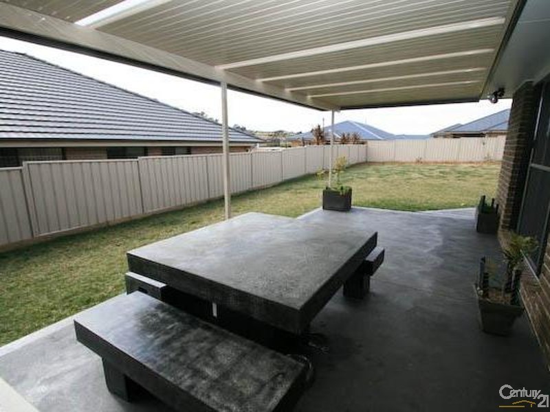 33 CATANIA STREET, Orange NSW 2800