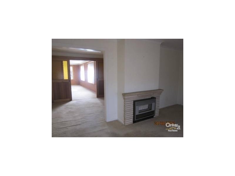 11 Talinga Place, Orange NSW 2800