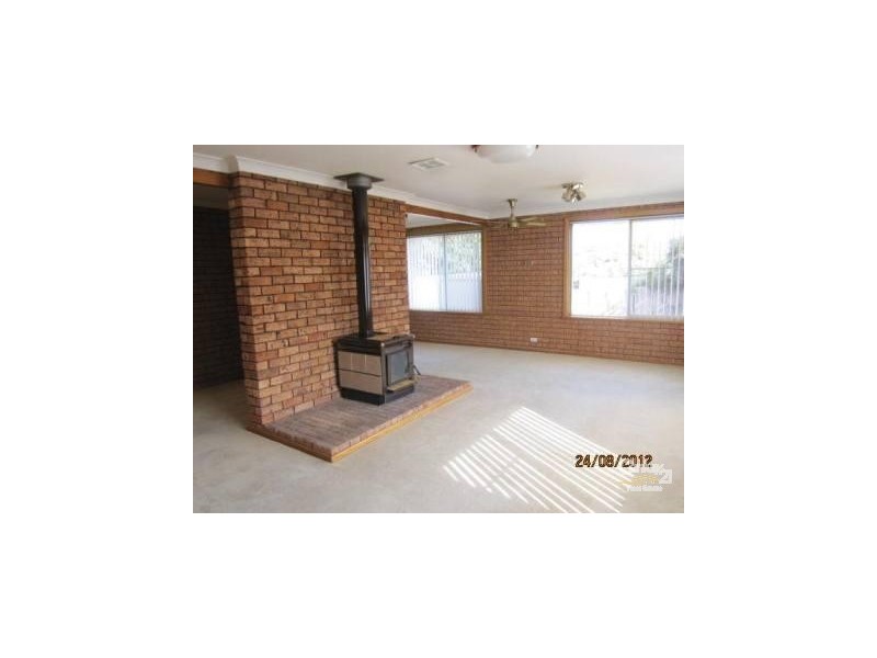 11 Talinga Place, Orange NSW 2800