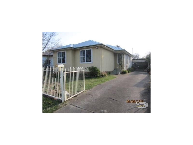 379 Lords Place, Orange NSW 2800