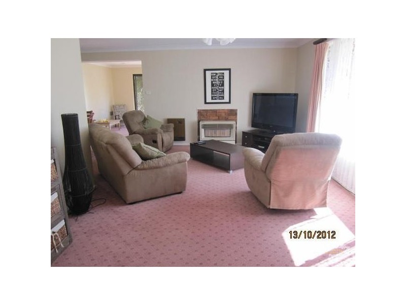 1  Carramar Avenue, Orange NSW 2800