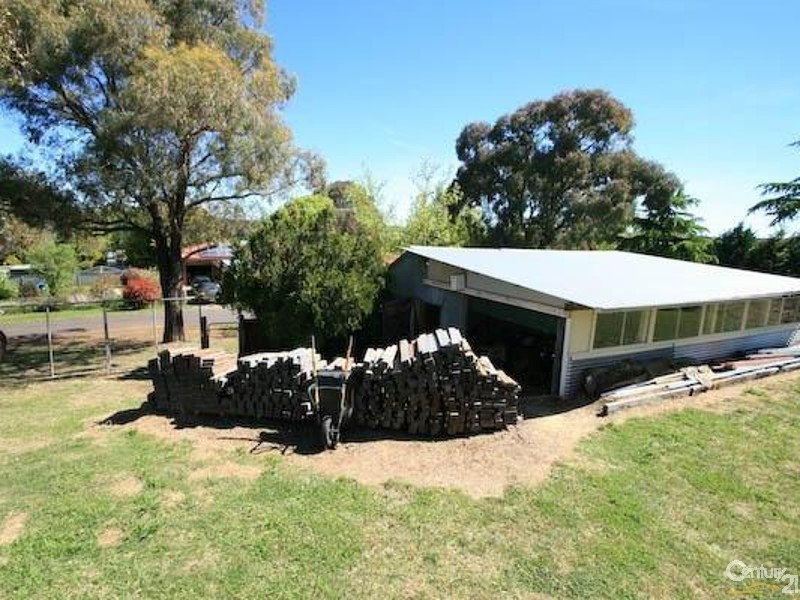 Spring Hill NSW 2800