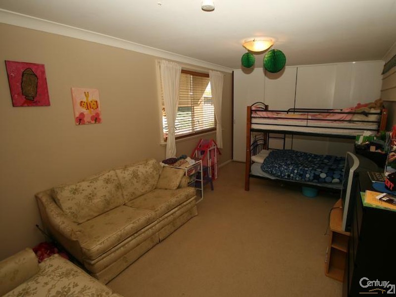 9 RACECOURSE ROAD, Orange NSW 2800