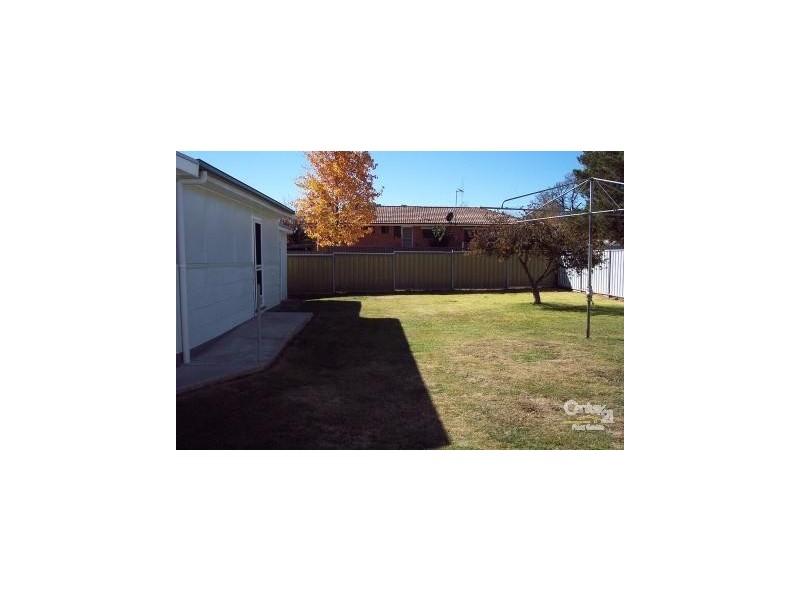 137 Bathurst Rd, Orange NSW 2800