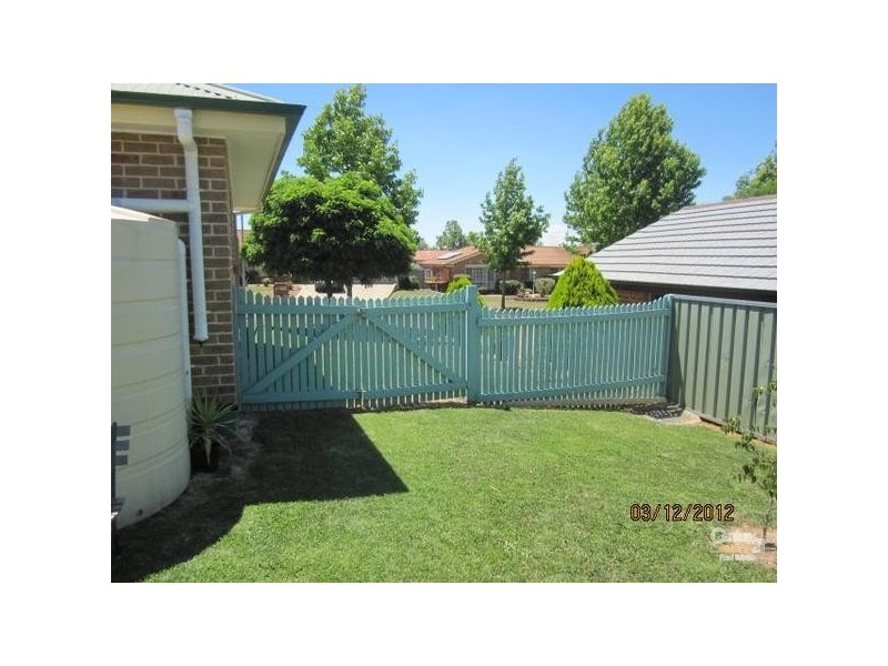 9 KERR PLACE, Orange NSW 2800