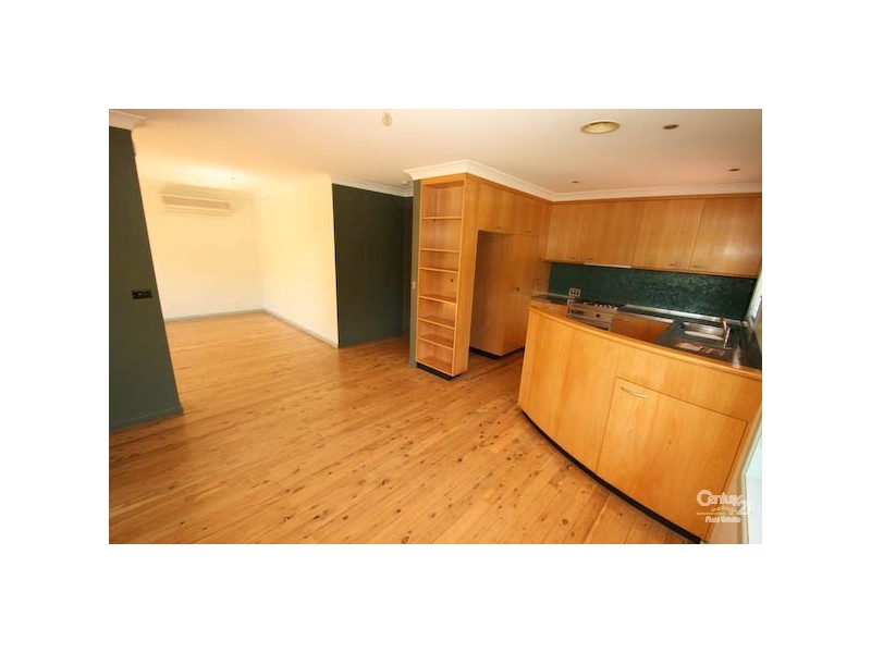 UNIT 4, 10 KALKADOON PLACE, Orange NSW 2800