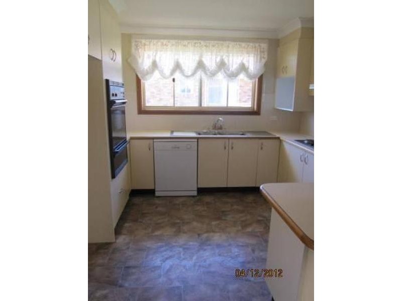 1 Sunset Place, Orange NSW 2800