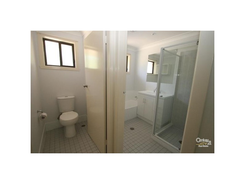 42 Sharps Rd, Orange NSW 2800