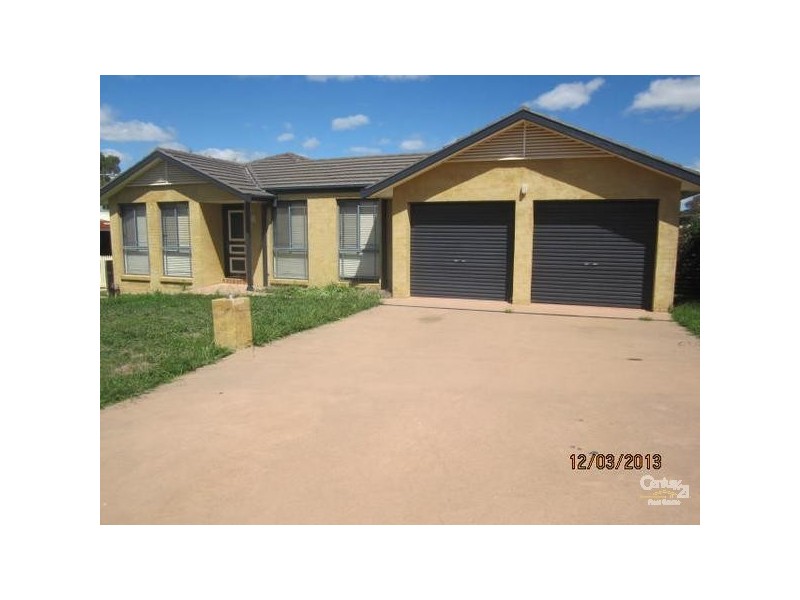 41 BOOTH CRESCENT, Orange NSW 2800
