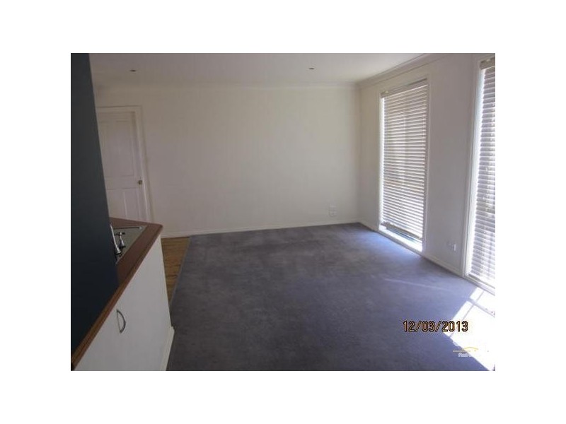 41 BOOTH CRESCENT, Orange NSW 2800