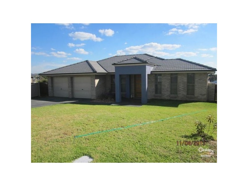 20 Bert Whiteley, Orange NSW 2800