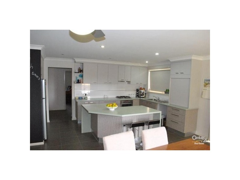 20 Bert Whiteley, Orange NSW 2800