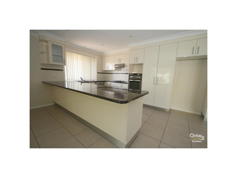 10 Booth Crescent, Orange NSW 2800