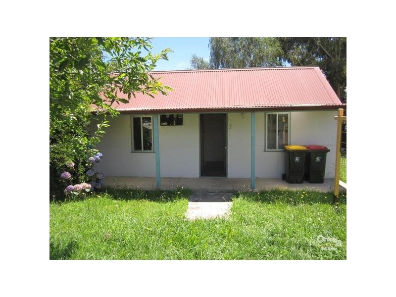 7 Stabback Street, Millthorpe NSW 2798