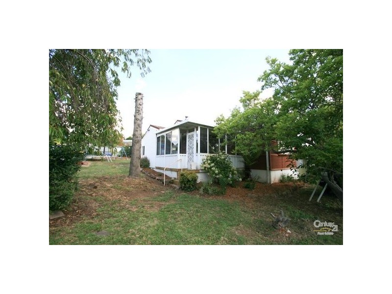 8 NORTH STREET, Orange NSW 2800