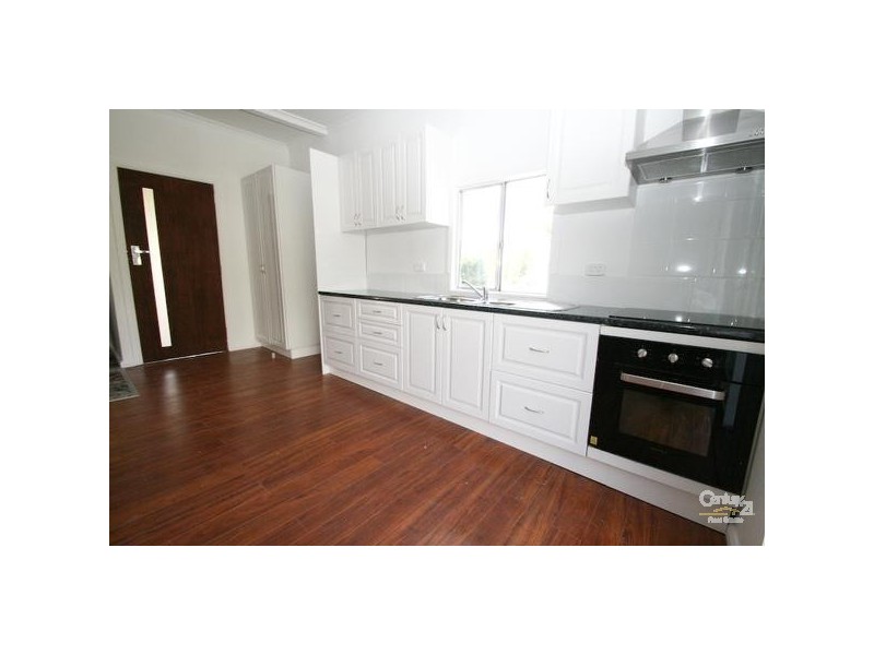 8 NORTH STREET, Orange NSW 2800