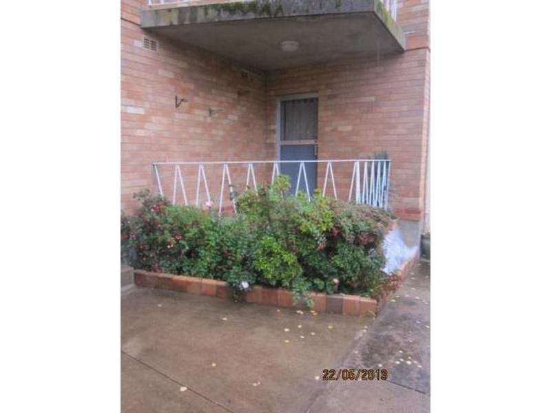 2/13 Torpy St, Orange NSW 2800