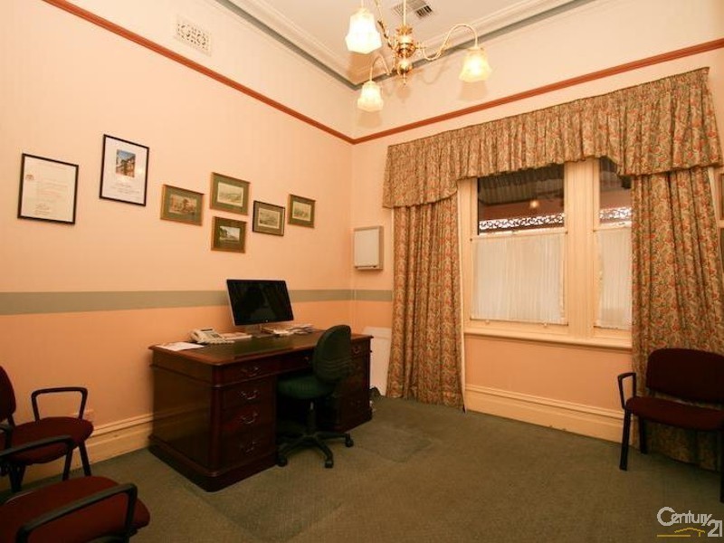 Orange NSW 2800