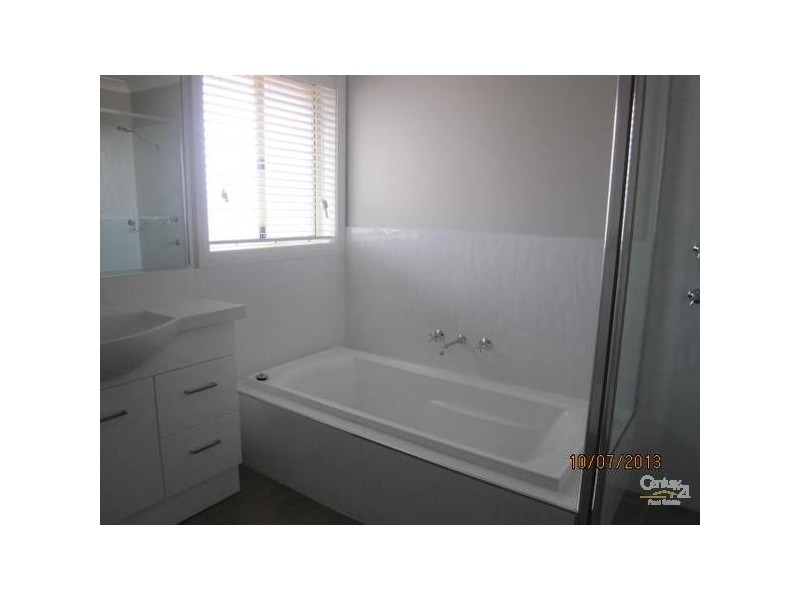9 Buckland Drive, Orange NSW 2800