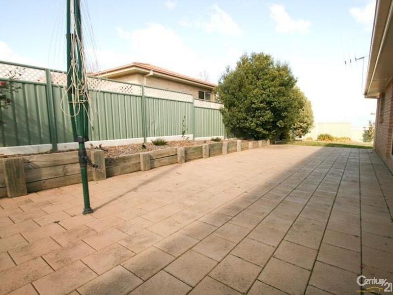 6 MARK PLACE, Orange NSW 2800