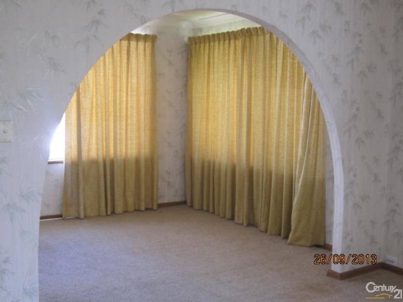 2 Cooinda Avenue, Orange NSW 2800