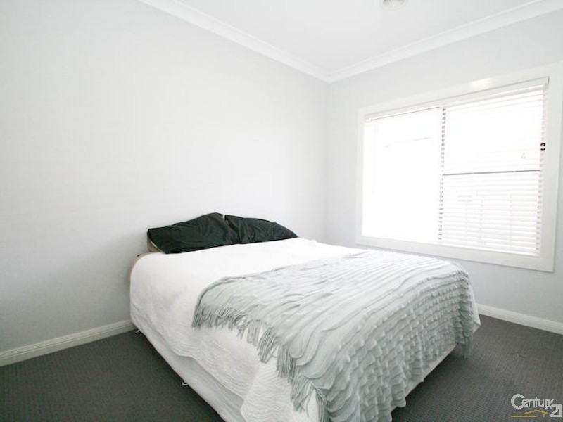 64 Carwoola Drive, Orange NSW 2800