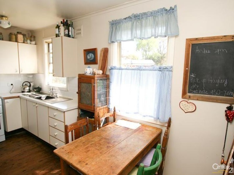 Orange NSW 2800