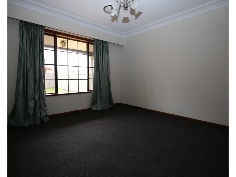 183 Dalton St, Orange NSW 2800