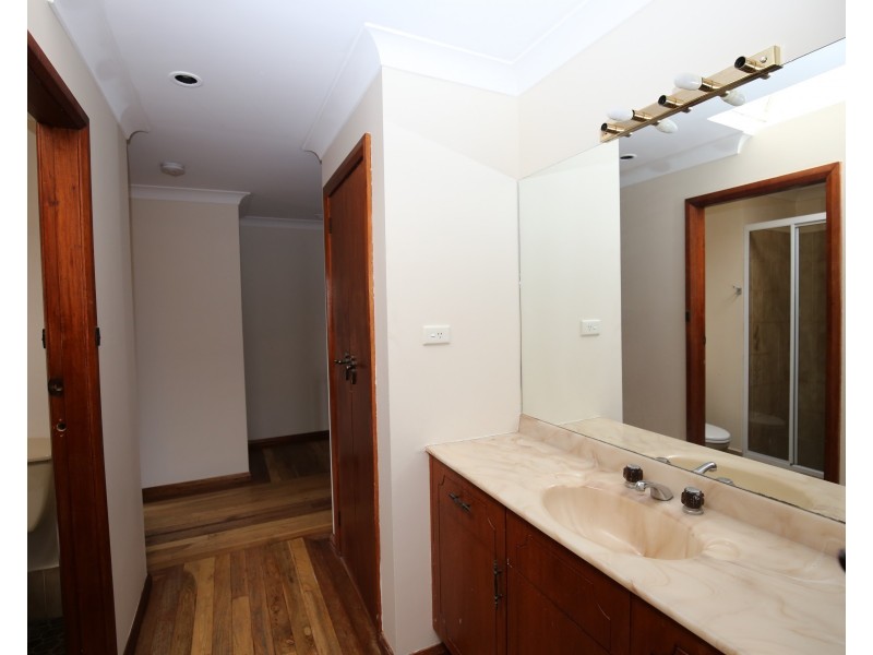 183 Dalton St, Orange NSW 2800