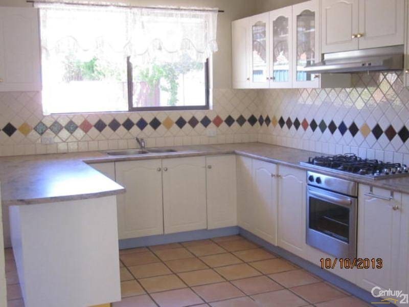 140 Matthews Avenue, Orange NSW 2800