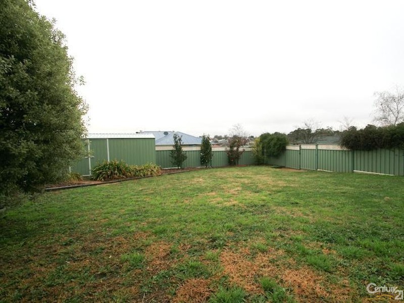 6 Mark Place, Orange NSW 2800