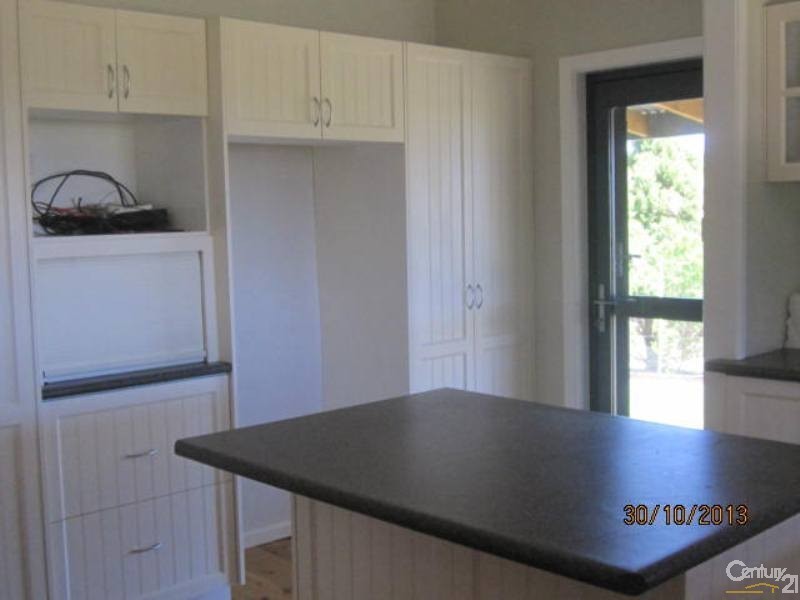 234 Callan Rd, Orange NSW 2800