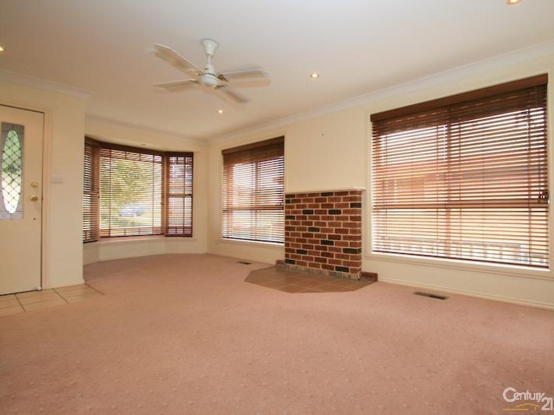 24 Orchard Grove Road, Orange NSW 2800