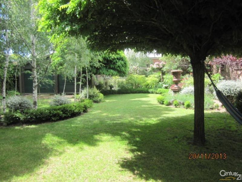 19 Summer Street, Orange NSW 2800