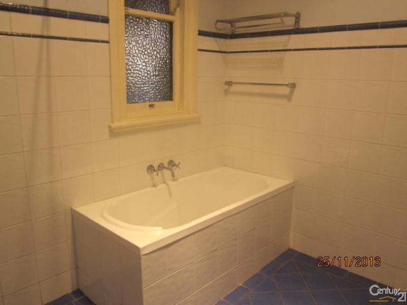 19 Summer Street, Orange NSW 2800