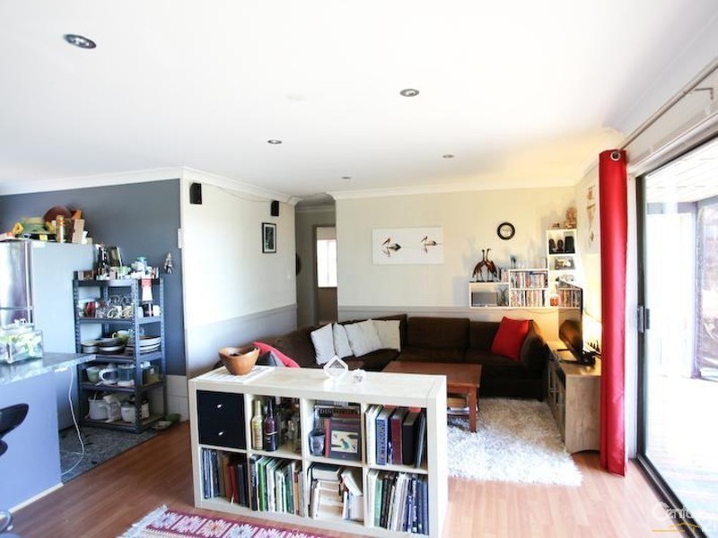 Spring Hill NSW 2800