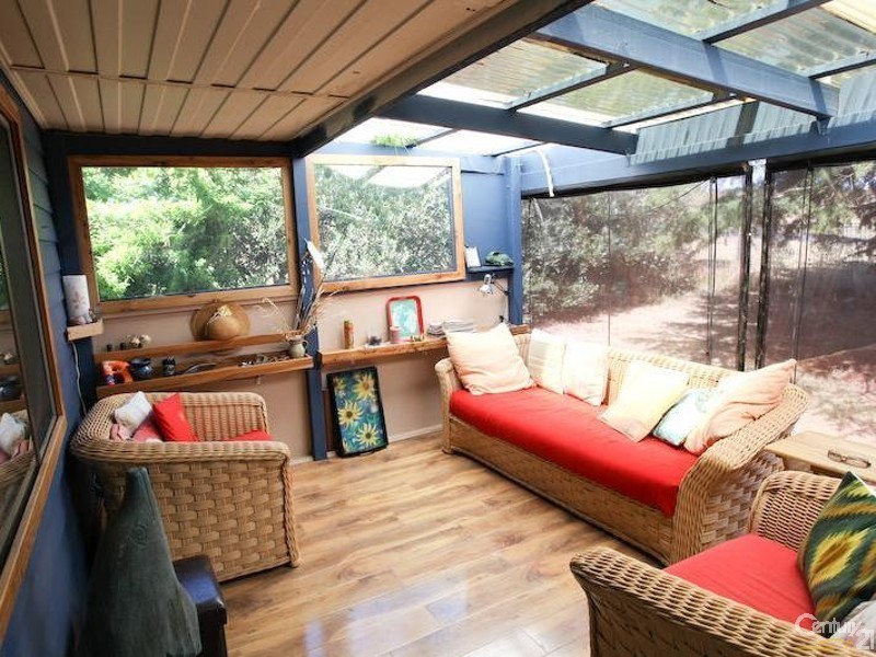 Spring Hill NSW 2800