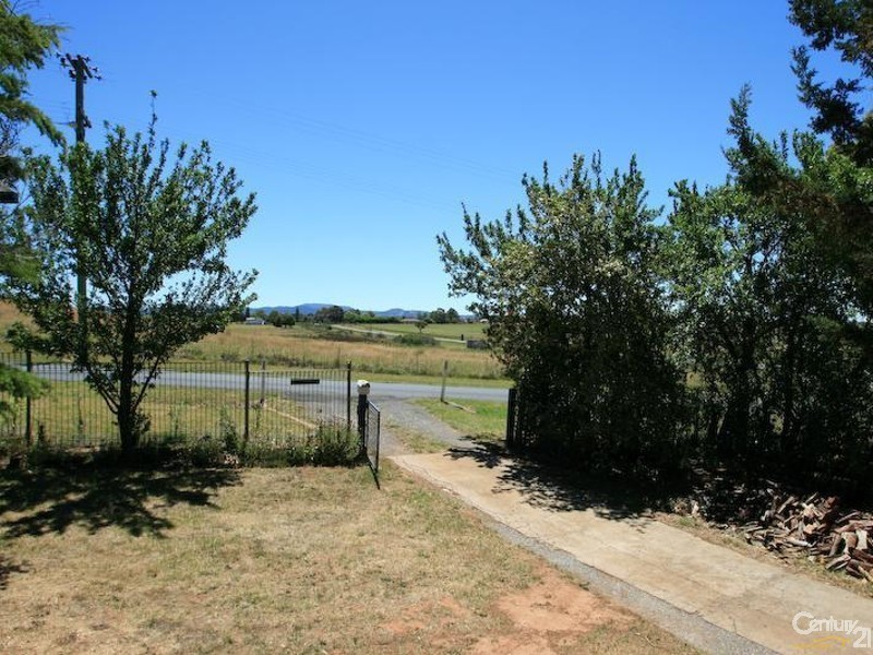 Spring Hill NSW 2800