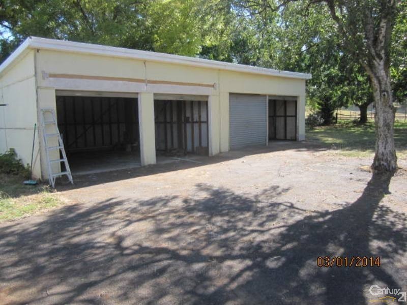 32 Lawson Crescent, Orange NSW 2800