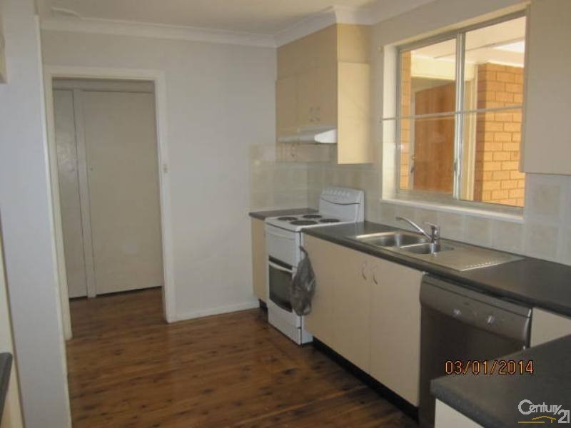 32 Lawson Crescent, Orange NSW 2800